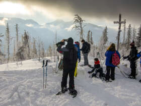 2 family winter walk high Tatras